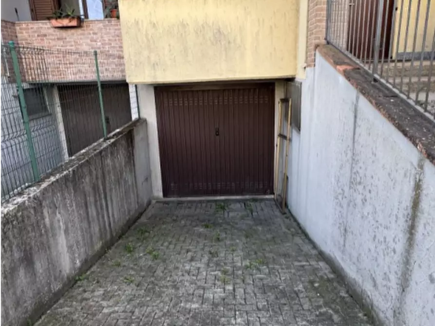 Immagine 2 di Porzione di villa in vendita  in Via Tulipani a Sordio