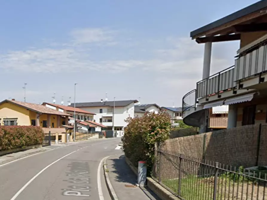 Immagine 15 di Appartamento in vendita  in Via San Pio Da Pietrelecina a Massalengo