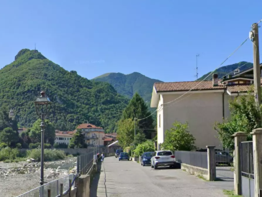 Immagine 3 di Appartamento in vendita  in via Aleramo a Garessio