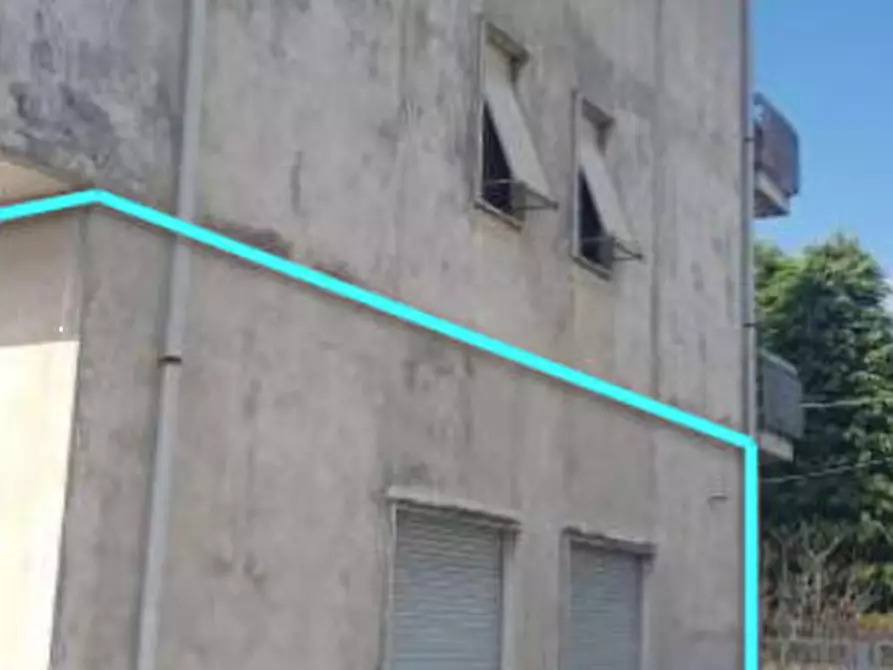 Immagine 4 di Magazzino in vendita  in Via Dante Alighieri a Lonate Pozzolo