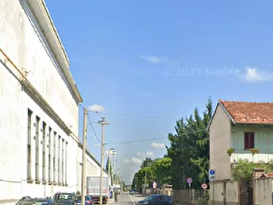Immagine 7 di Magazzino in vendita  in Via Dante Alighieri a Lonate Pozzolo