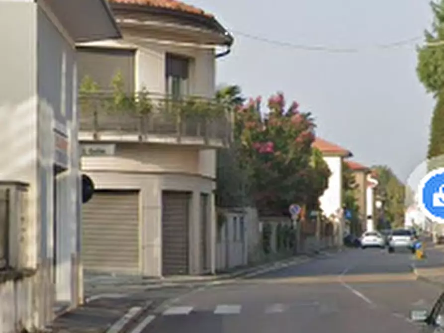 Immagine 13 di Negozio in vendita  in Via Garibaldi  a Canegrate