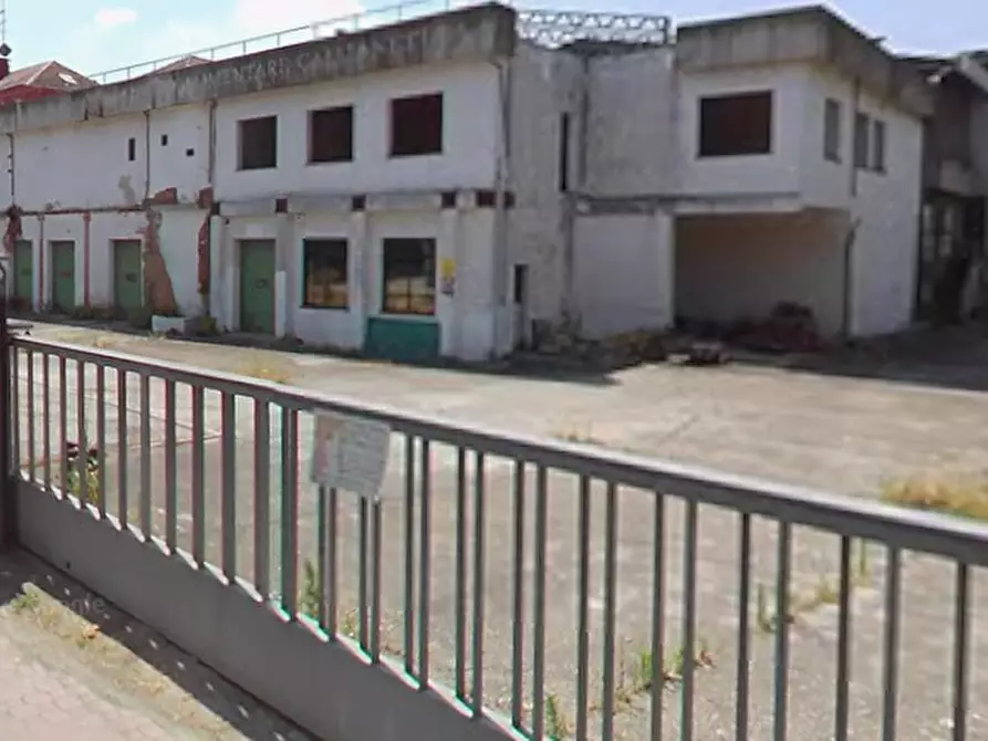 Immagine 17 di Laboratorio in vendita  in Via Lasca a Castell'alfero