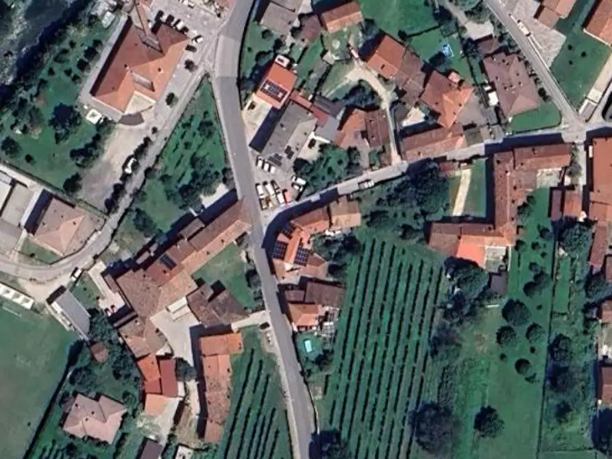 Immagine 6 di Porzione di casa in vendita  in Via dei Giochi a Faedis