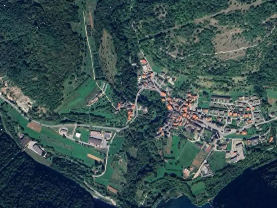 Immagine 7 di Porzione di casa in vendita  in Frazione Pagliero Borgata Bianchi  a San Damiano Macra