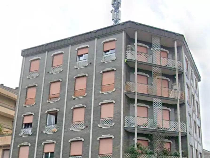 Immagine 3 di Appartamento in vendita  in Via piazza Libertà  a Parabiago