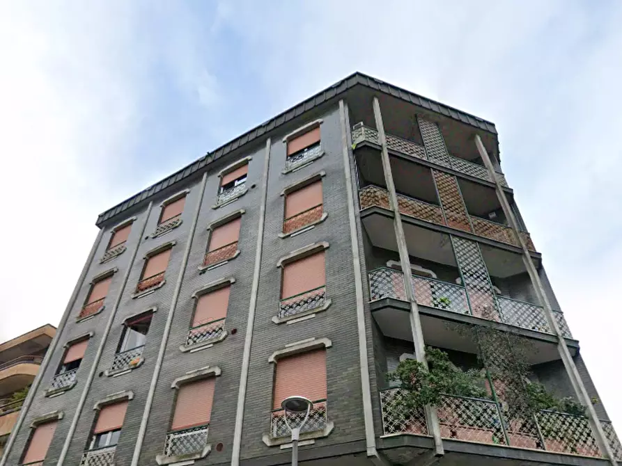 Immagine 5 di Appartamento in vendita  in Via piazza Libertà  a Parabiago