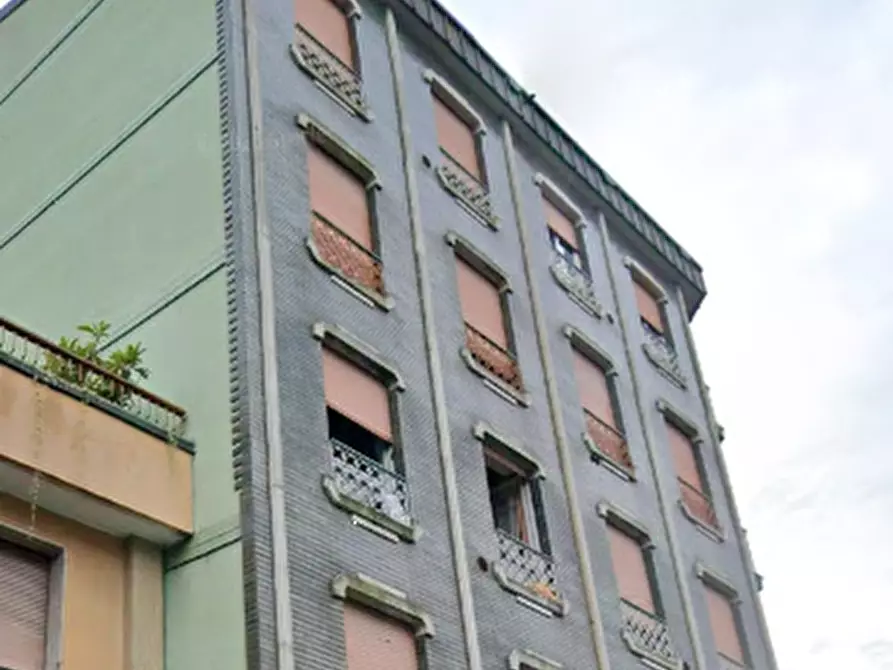 Immagine 12 di Appartamento in vendita  in Via piazza Libertà  a Parabiago