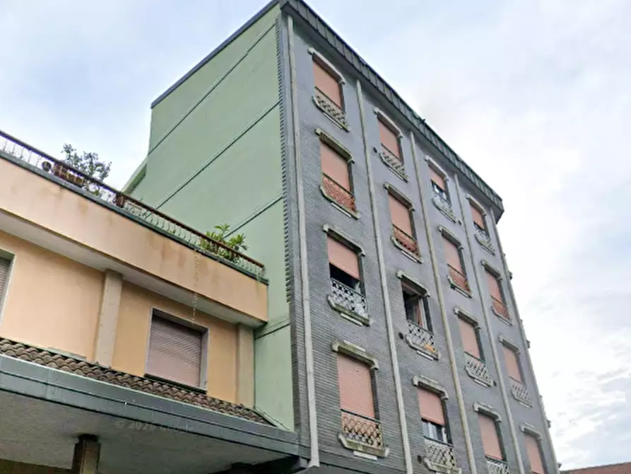 Immagine 13 di Appartamento in vendita  in Via piazza Libertà  a Parabiago