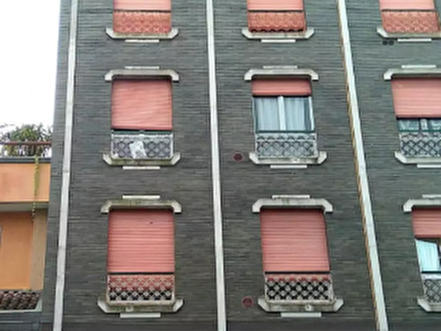 Immagine 14 di Appartamento in vendita  in Via piazza Libertà  a Parabiago