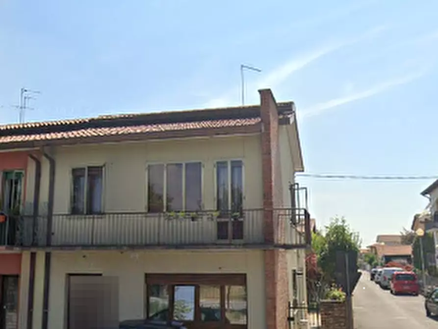 Immagine 12 di Porzione di casa in vendita  in Via A. Pacinotti a Mirano