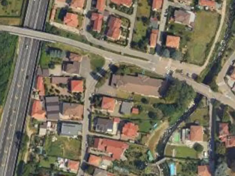 Immagine 18 di Appartamento in vendita  in Via Bertolotti a Cavaria Con Premezzo