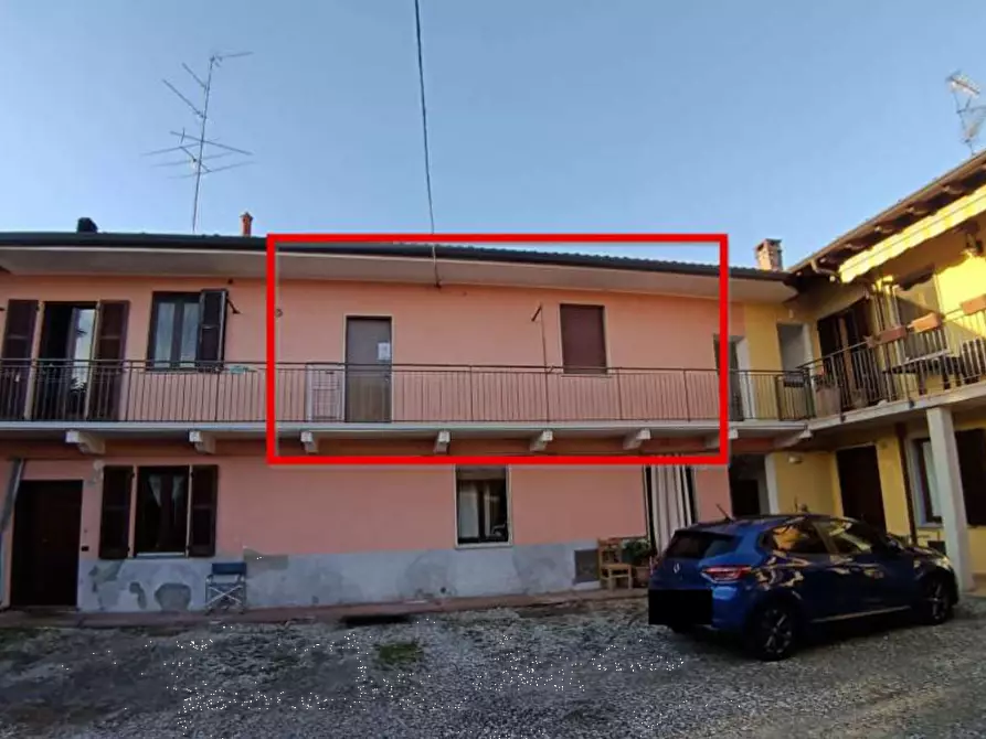 Immagine 1 di Appartamento in vendita  in Via San Rocco  a Cardano Al Campo