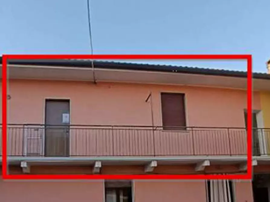 Immagine 2 di Appartamento in vendita  in Via San Rocco  a Cardano Al Campo