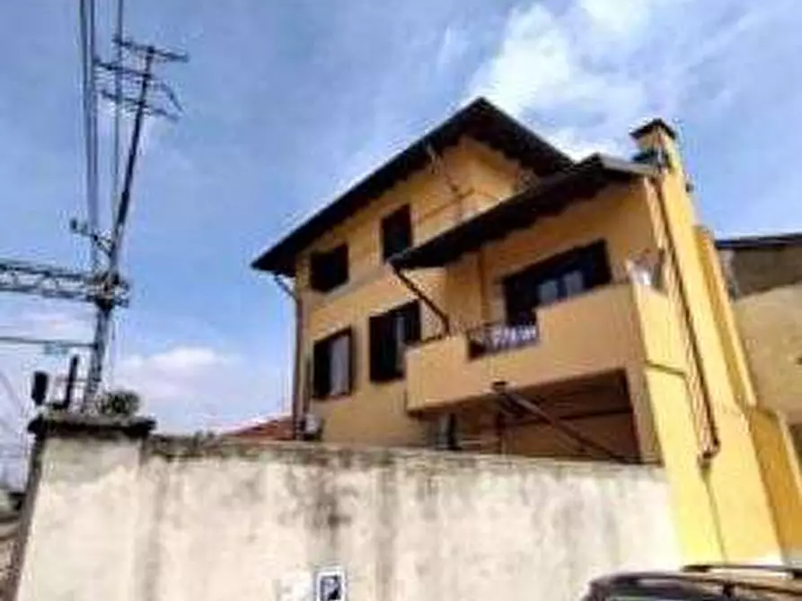 Immagine 2 di Appartamento in vendita  in Via Curtatone a Legnano