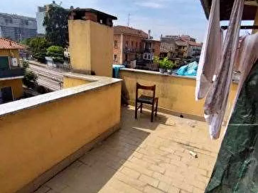 Immagine 10 di Appartamento in vendita  in Via Curtatone a Legnano