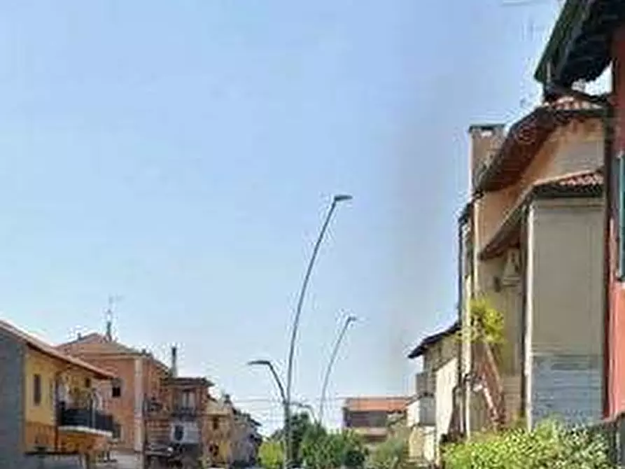 Immagine 14 di Appartamento in vendita  in Via Curtatone a Legnano