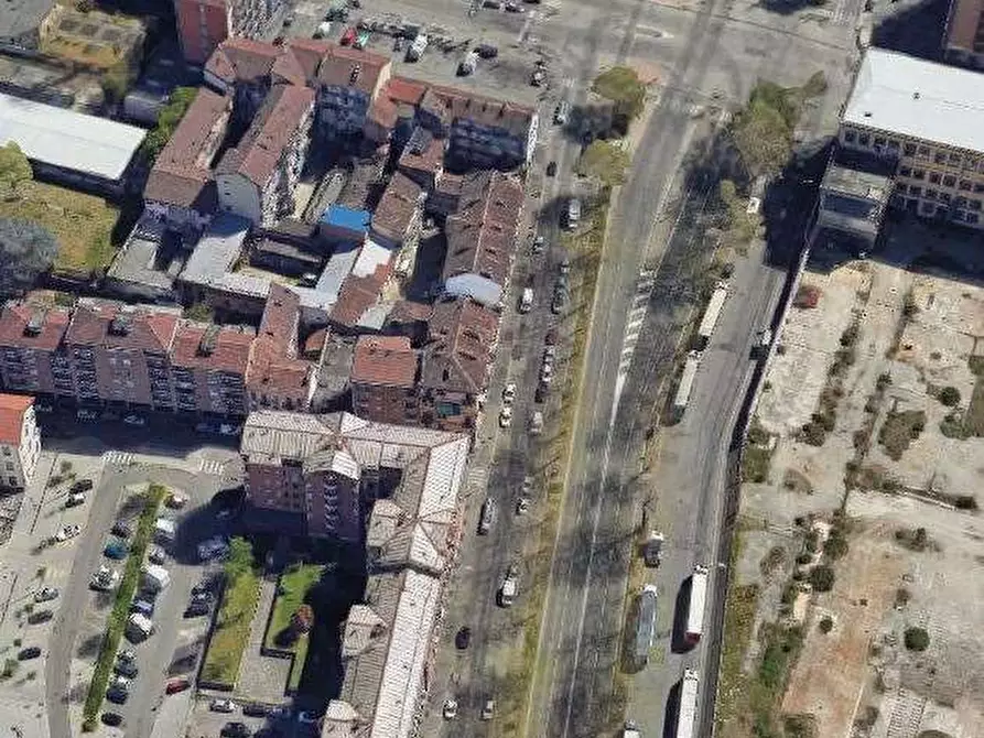 Immagine 7 di Appartamento in vendita  in Corso Vigevano a Torino