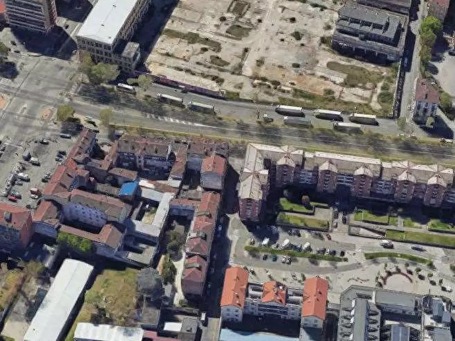 Immagine 8 di Appartamento in vendita  in Corso Vigevano a Torino