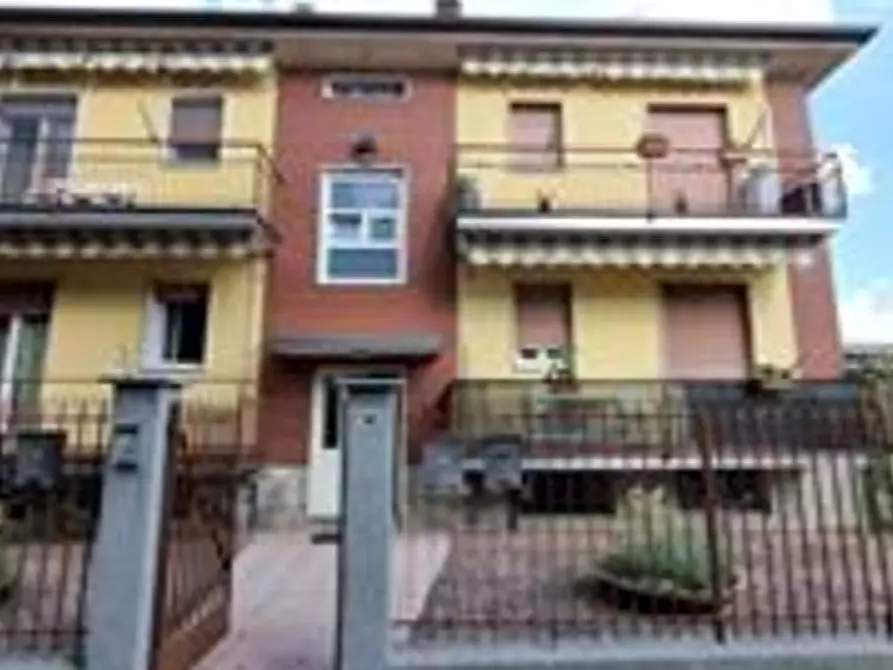 Immagine 1 di Appartamento in vendita  in Via Cantù a Busto Arsizio
