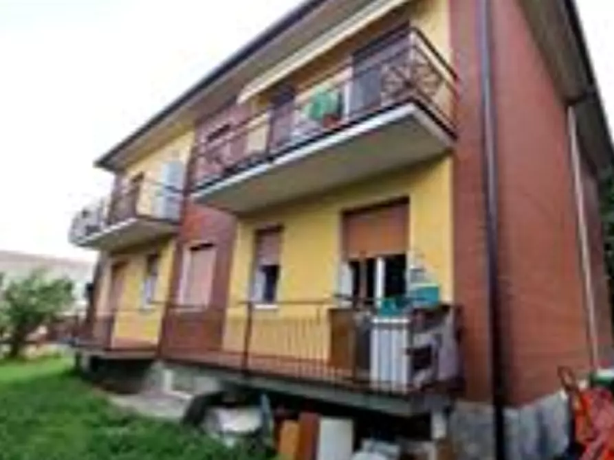 Immagine 2 di Appartamento in vendita  in Via Cantù a Busto Arsizio