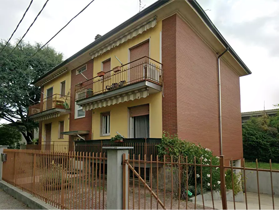 Immagine 6 di Appartamento in vendita  in Via Cantù a Busto Arsizio