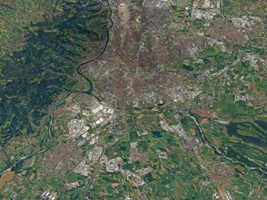 Immagine 11 di Negozio in vendita  in Via Chiesa della Salute a Torino