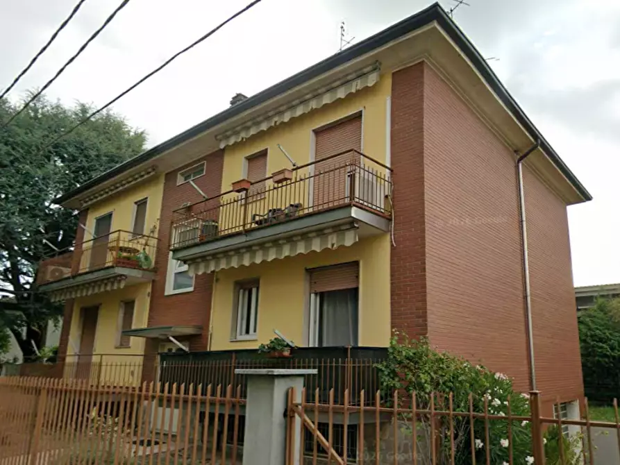 Immagine 6 di Appartamento in vendita  in Via Cesare Cantu a Busto Arsizio