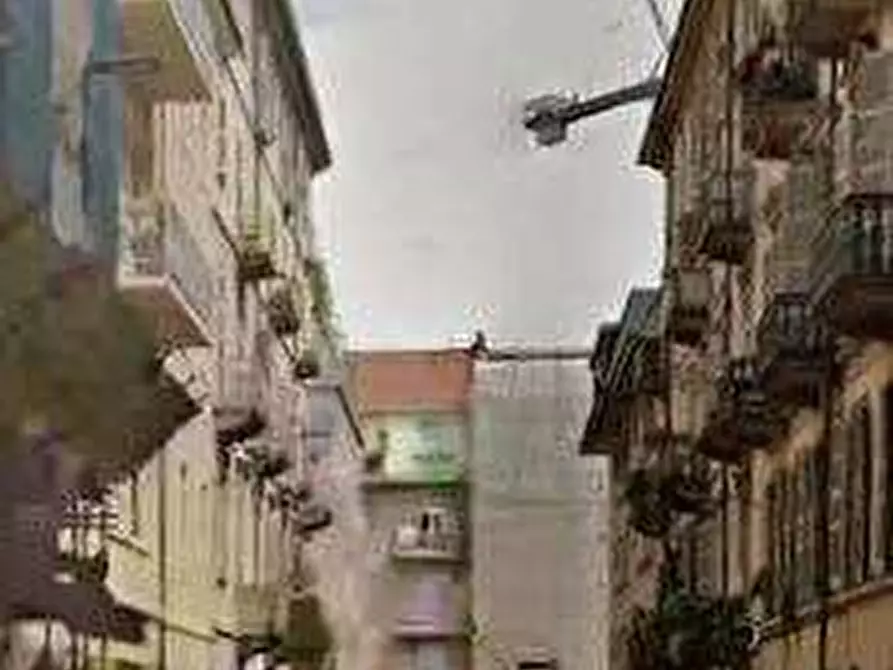 Immagine 4 di Magazzino in vendita  in Via Conte Emanuele Thesauro a Torino