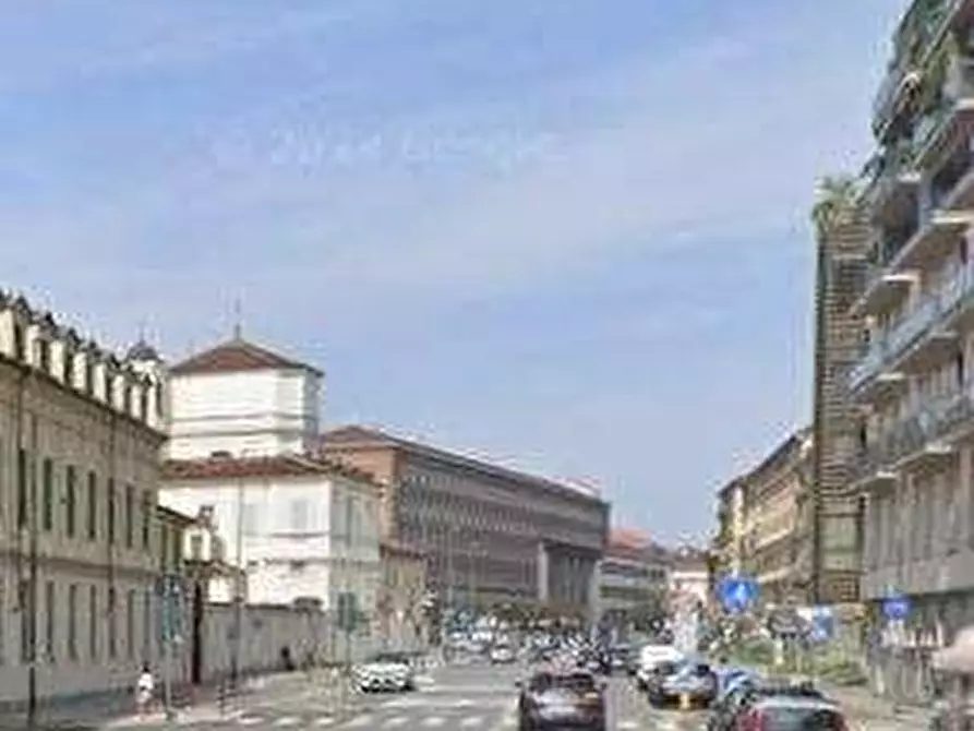 Immagine 5 di Magazzino in vendita  in Via Conte Emanuele Thesauro a Torino