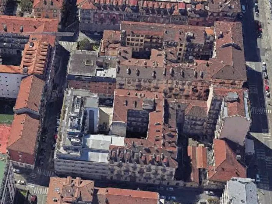 Immagine 7 di Magazzino in vendita  in Via Conte Emanuele Thesauro a Torino