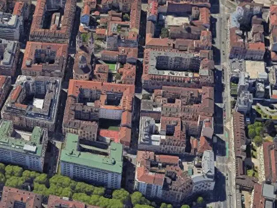 Immagine 8 di Magazzino in vendita  in Via Conte Emanuele Thesauro a Torino