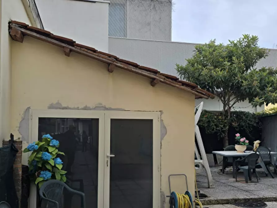 Immagine 3 di Appartamento in vendita  in Via Marecchiese a Rimini