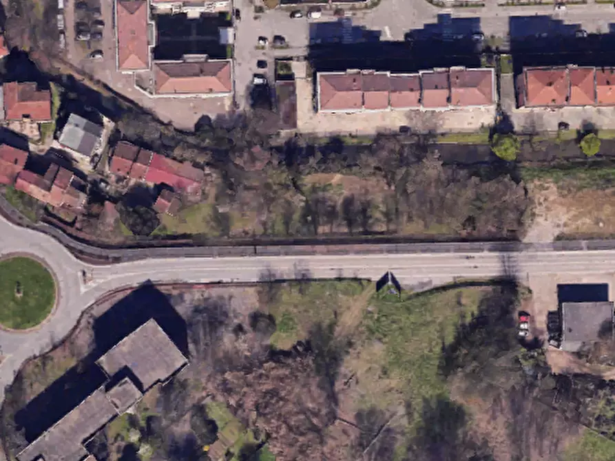 Immagine 12 di Appartamento in vendita  in Via Roma a Casalzuigno