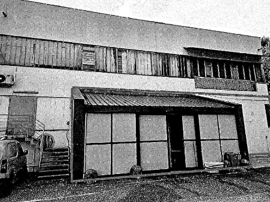 Immagine 1 di Capannone industriale in vendita  in Strada Statale Briantea a Vedano Olona