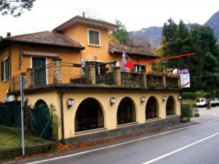 Immagine 8 di Appartamento in vendita  in Via Marconi  a Castelveccana