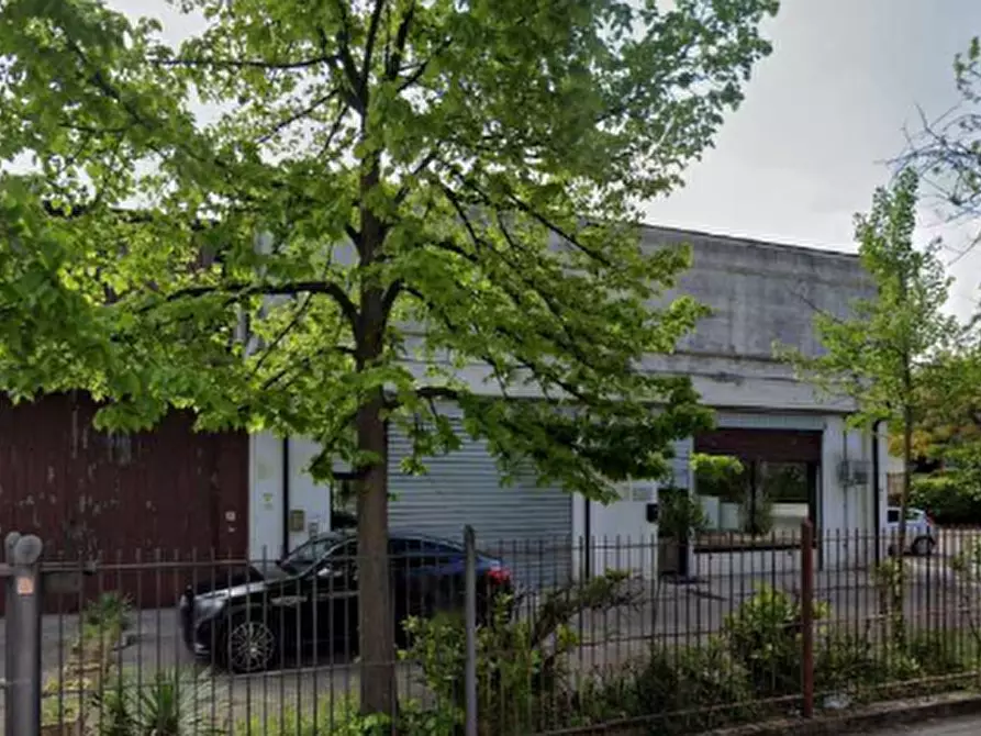 Immagine 4 di Capannone industriale in vendita  in Via Rossetto a Venezia