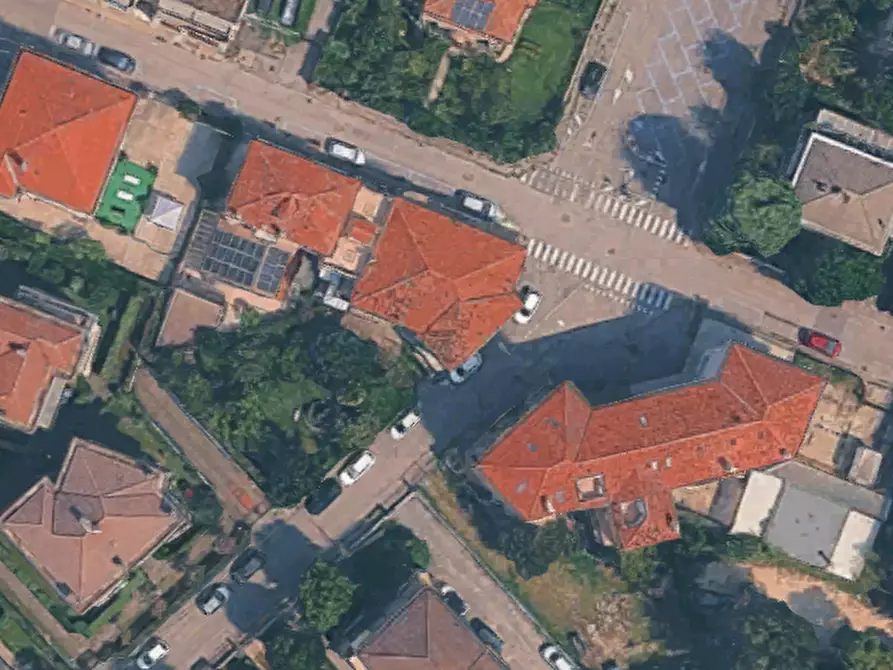 Immagine 1 di Appartamento in vendita  in Via Cosenz a Venezia