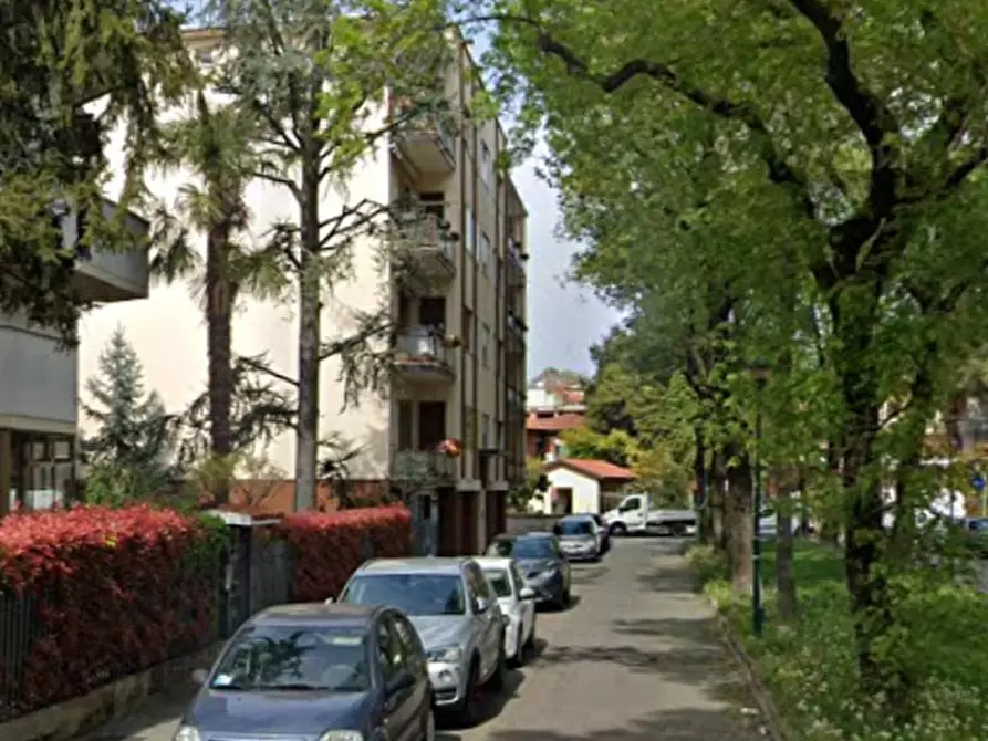 Immagine 7 di Appartamento in vendita  in Via Cosenz a Venezia