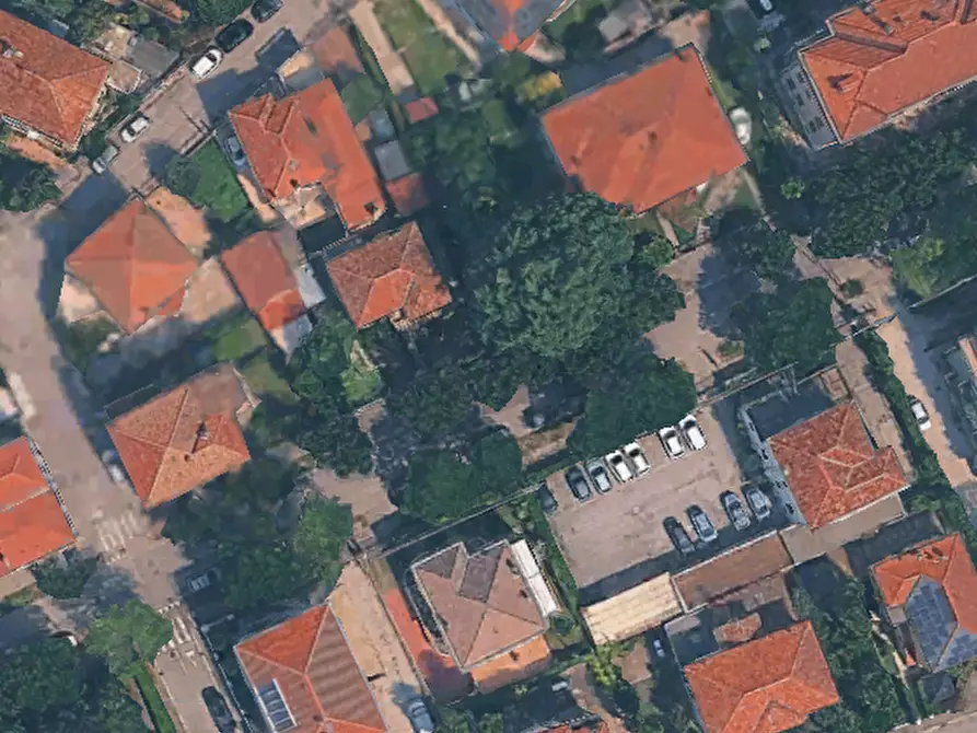 Immagine 11 di Appartamento in vendita  in Via Cosenz a Venezia