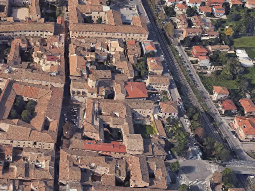 Immagine 6 di Negozio in vendita  in Via Nolfi a Fano