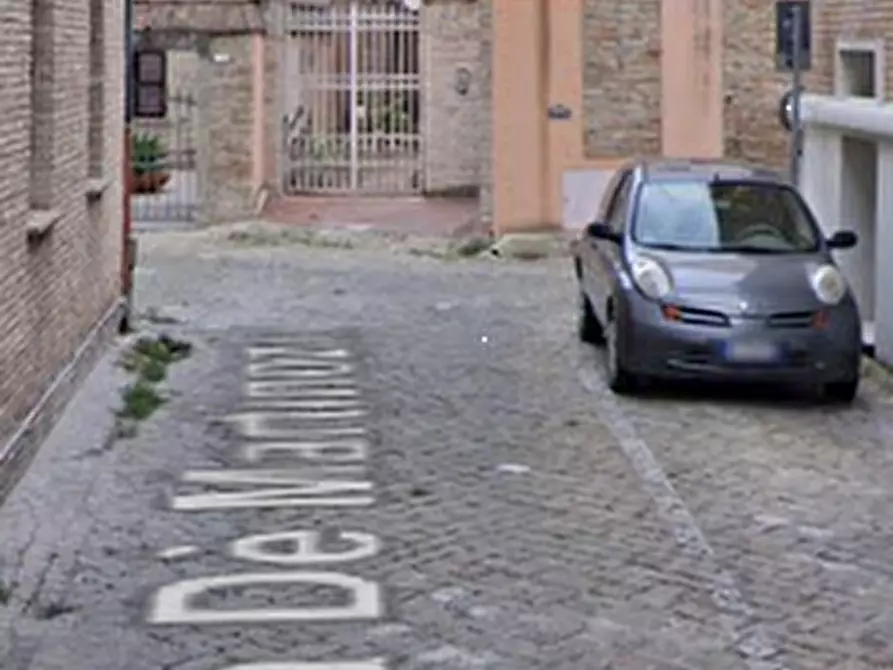 Immagine 4 di Negozio in vendita  in Via Dè Martinozzi  a Fano