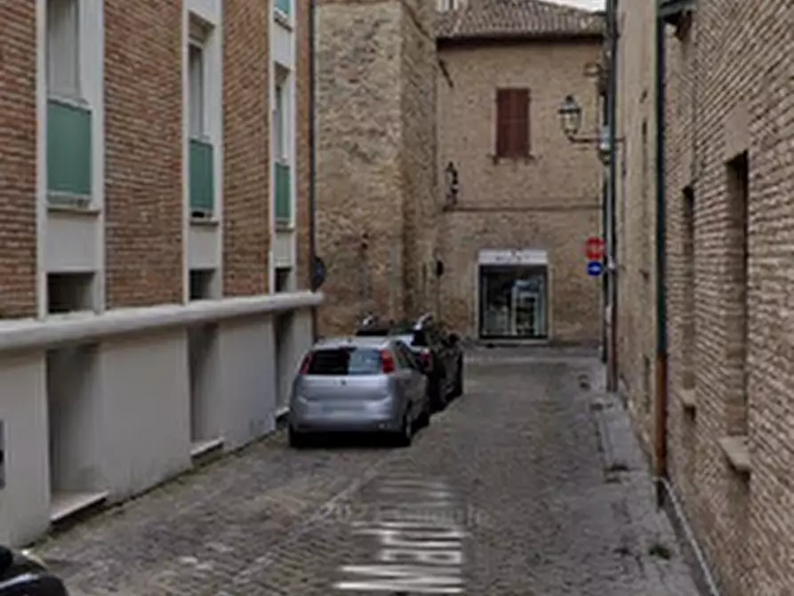 Immagine 5 di Negozio in vendita  in Via Dè Martinozzi  a Fano