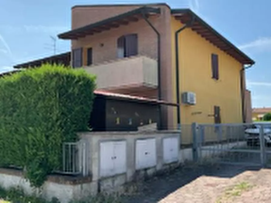 Immagine 2 di Appartamento in vendita  in Via Savio a Marmirolo