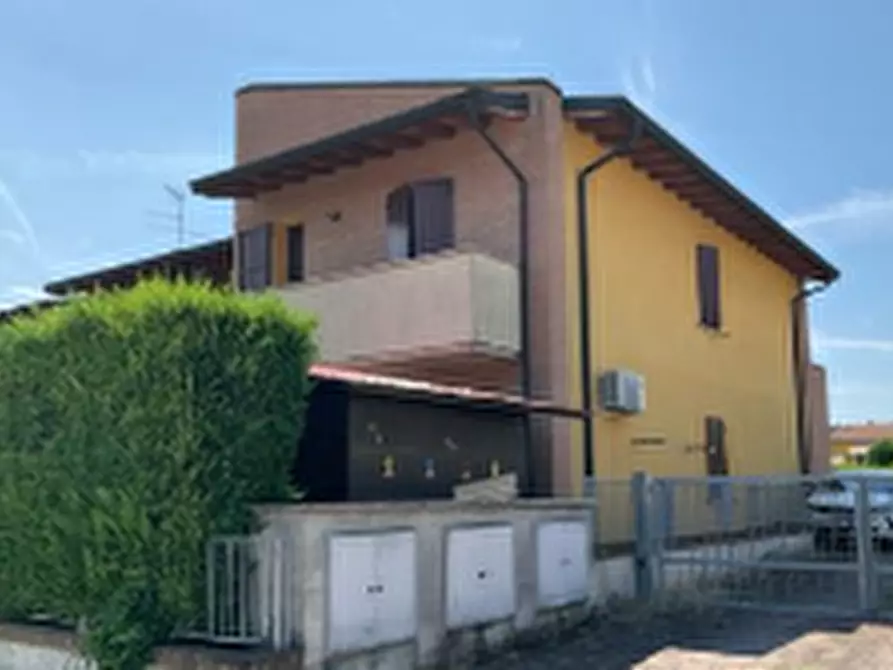 Immagine 1 di Appartamento in vendita  in Via Savio a Marmirolo