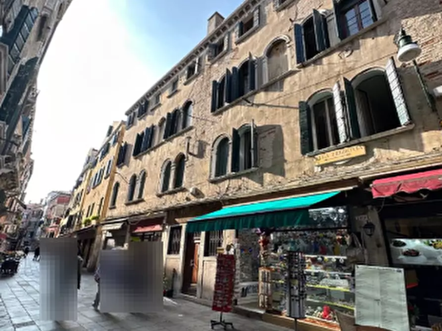 Immagine 2 di Appartamento in vendita  in Sestiere San Polo a Venezia
