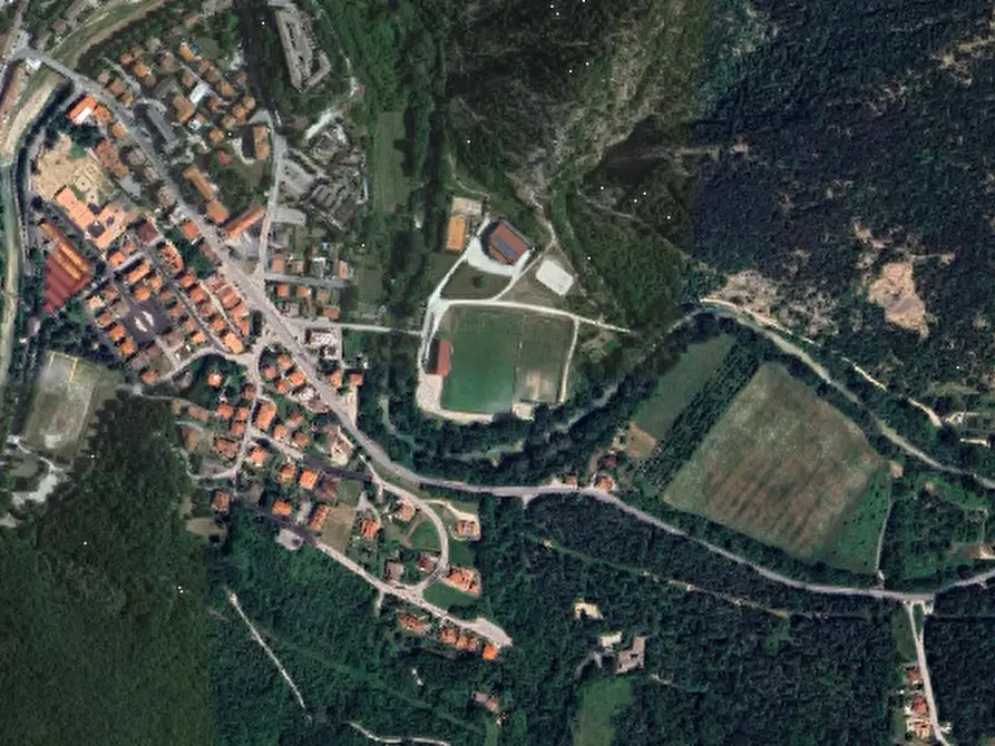 Immagine 9 di Magazzino in vendita  in Via Santa Maria in Val D'Abisso  a Piobbico