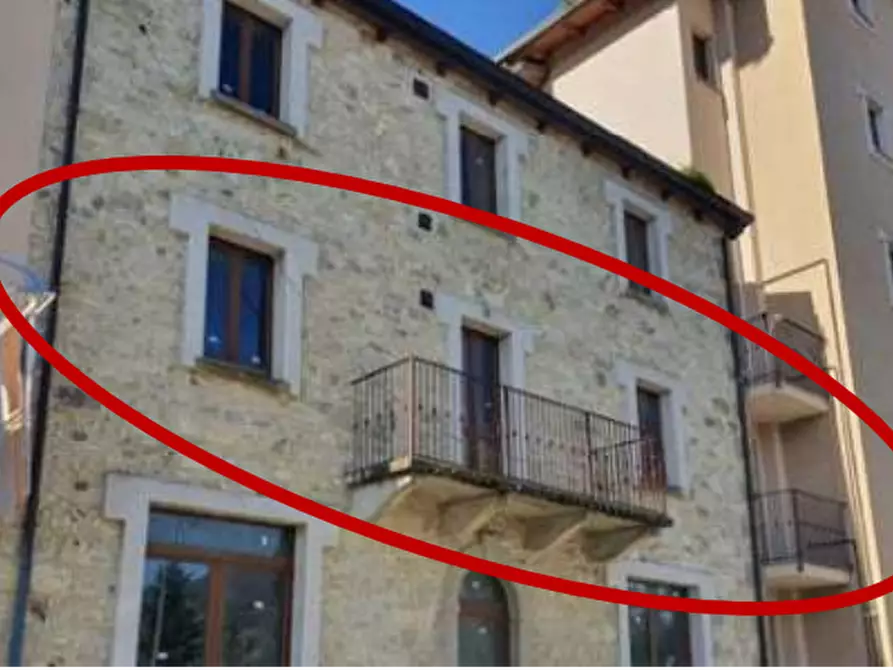 Immagine 13 di Stabile in vendita  in Via Leopardi a Monte Cerignone