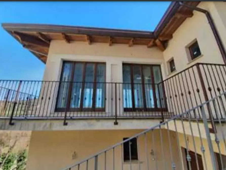 Immagine 26 di Stabile in vendita  in Via Leopardi a Monte Cerignone