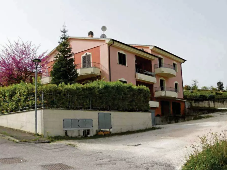 Immagine 1 di Appartamento in vendita  in Via Sandro Pertini a Urbino